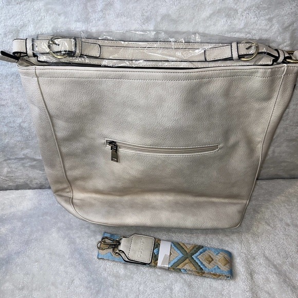 Jen & Co, Aris Whipstitch Hobo/Crossbody Guitar Strap, Cream. Vegan Leather NWT - Picture 10 of 10